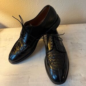 Allen Edmonds Hersey Woven Apron Toe Derby — Black Leather — Size 12B